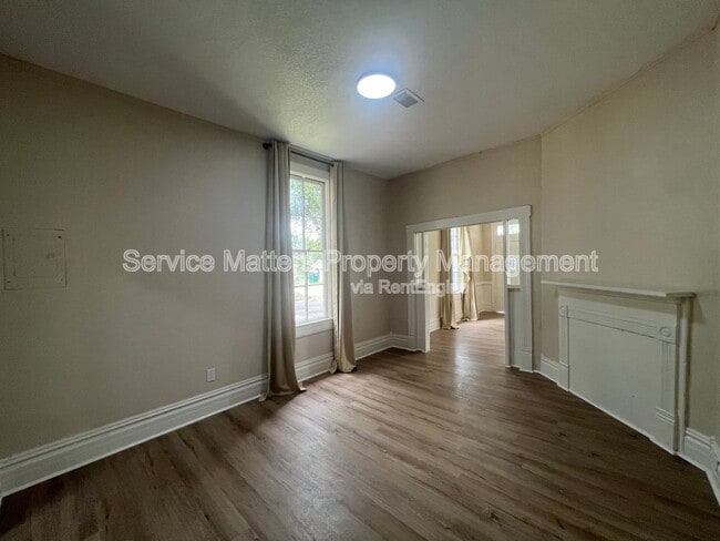 Building Photo - 1319 W Jackson St