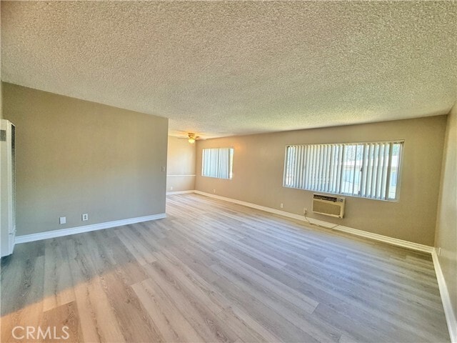 Building Photo - 448 N Terry Way