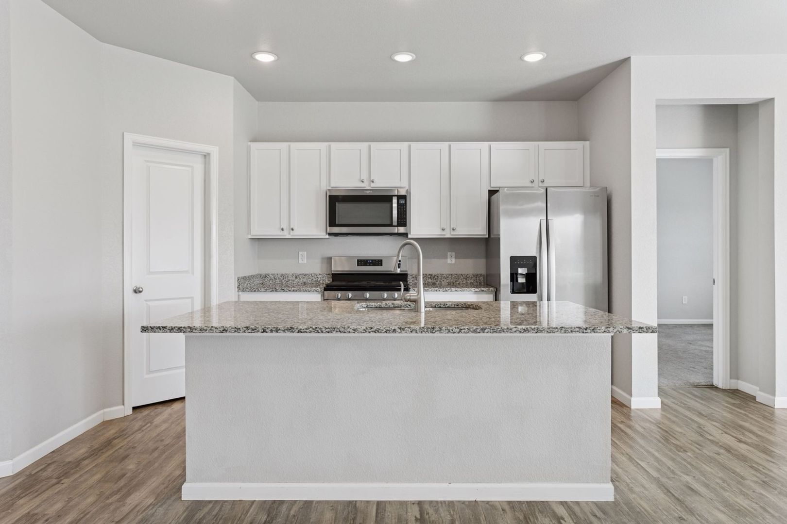 Building Photo - 2346 Horse Shoe Cir