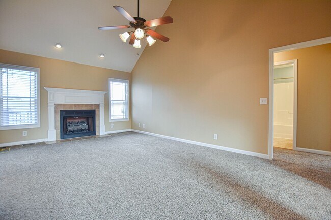 Building Photo - Pet Friendly Ranch with Bonus!