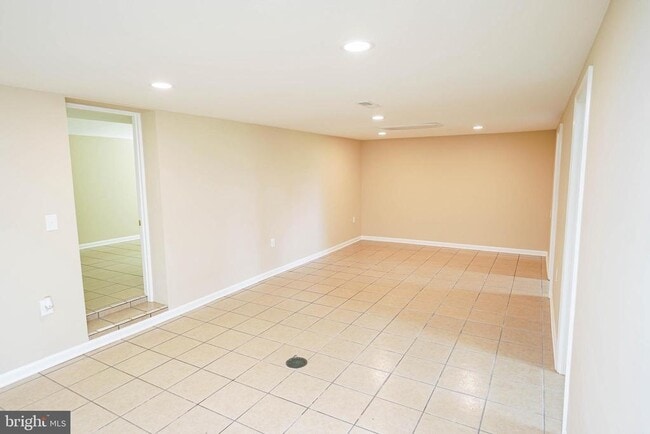 Building Photo - 30446 Zion Rd