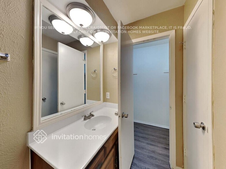 Building Photo - 7318 Elderberry Ln