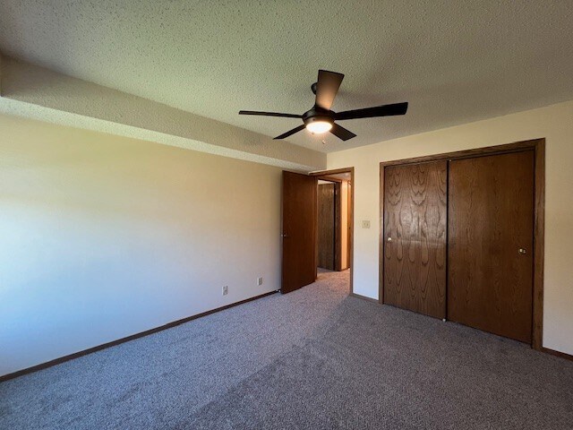 Building Photo - 3988 Fairway Hills Dr