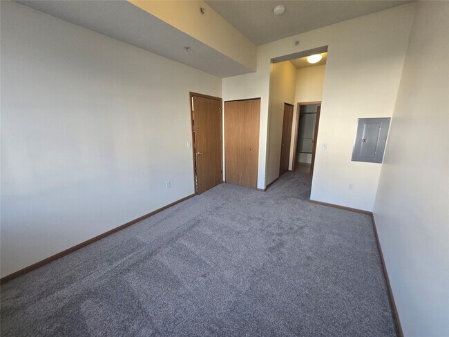 Building Photo - 900 Market St