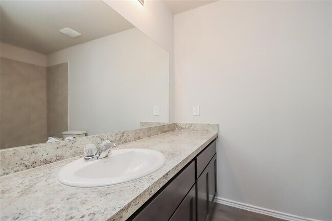 Building Photo - 5431 Tobins Gully Dr