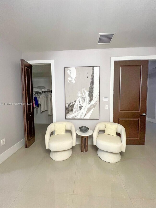 Building Photo - 14680 SW 17th St