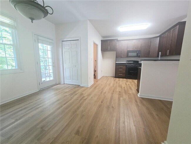 Building Photo - 1318 Guilderoy Ln