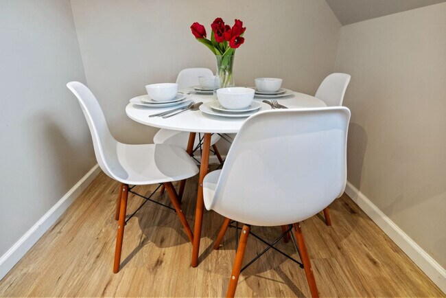 Building Photo - 61 Washington Terrace