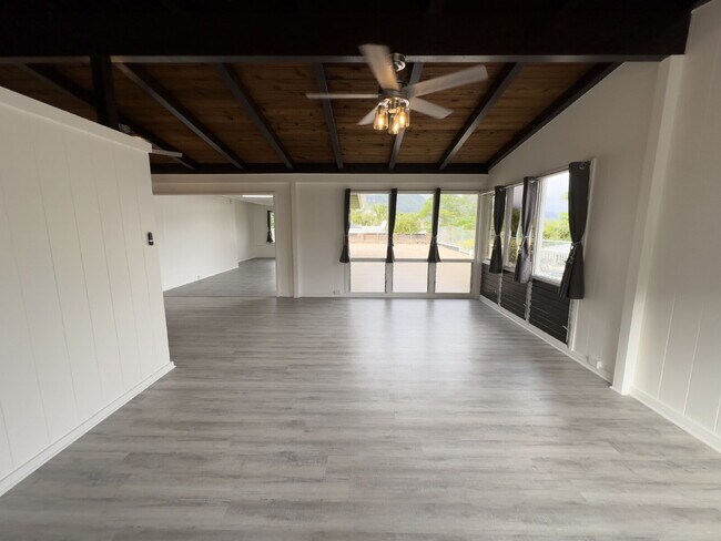 Building Photo - 1301 Kuuna St