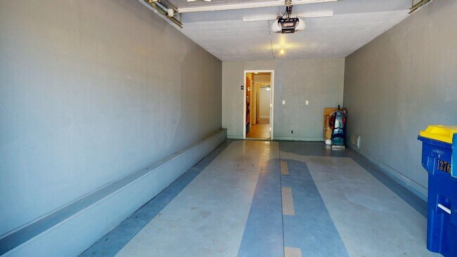 Building Photo - 1376 Addington Ln