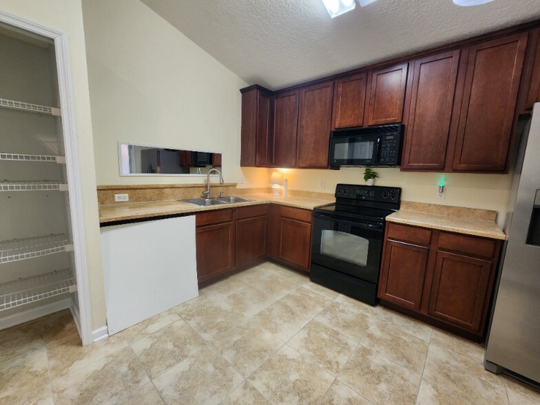 Building Photo - 6126 Morse Glen Ct