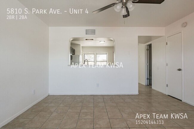 Building Photo - 5810 S Park Ave