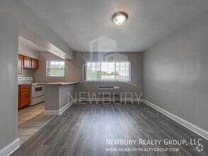 Building Photo - 305 San Juan Dr