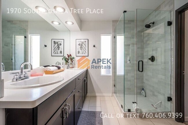 Building Photo - 1970 S Joshua Tree Pl