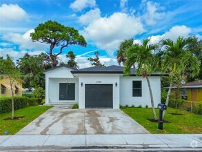Building Photo - 2725 NW 7th St