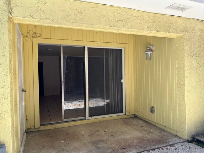 Building Photo - 17345 Bush Rd