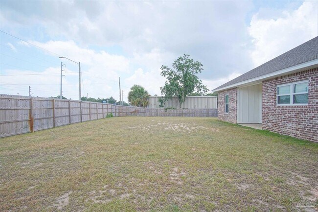 Building Photo - 3513 Southwind Dr