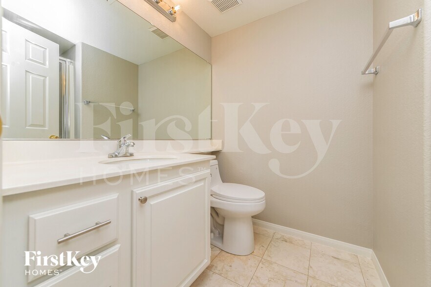 Building Photo - 8529 Gold Flash Ave