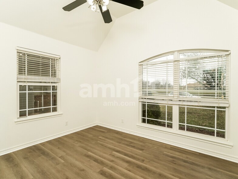 Building Photo - 4017 S 201st E Ave