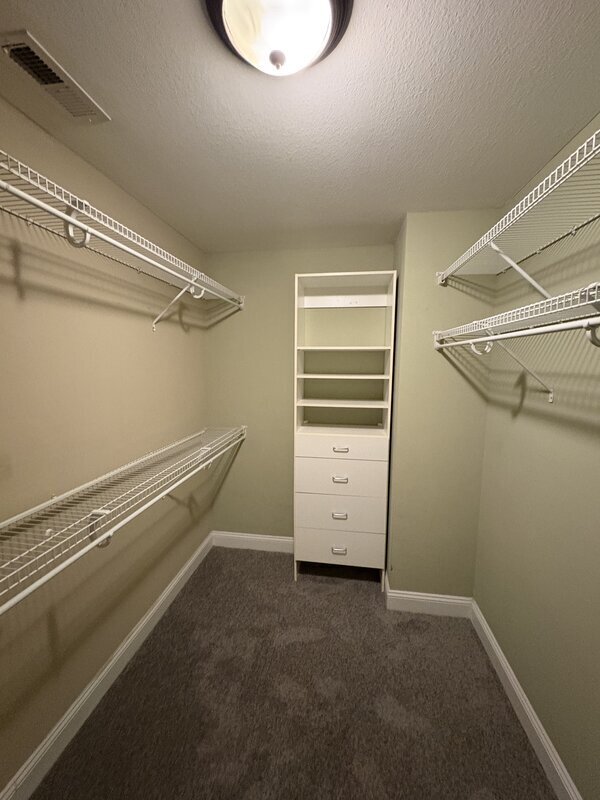 Building Photo - 113 Winning Ticket Dr