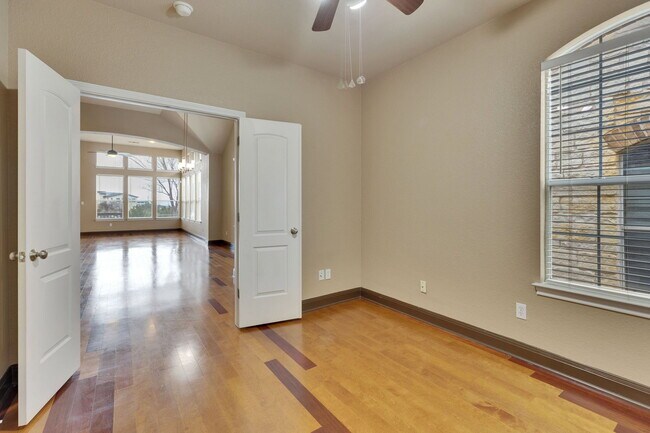 Building Photo - 109 Aria Rdg