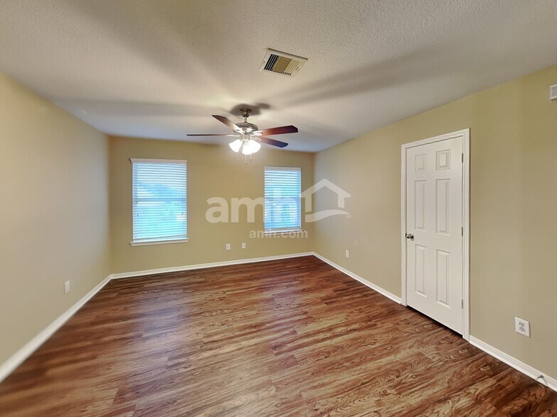 Building Photo - 21715 Britton Hill Way