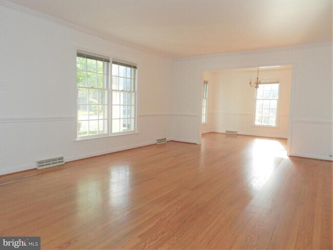 Building Photo - 108 Wilderness Ln