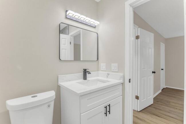 Building Photo - 9611 Camrose Ct