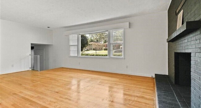 Building Photo - 1820 McGougan Rd