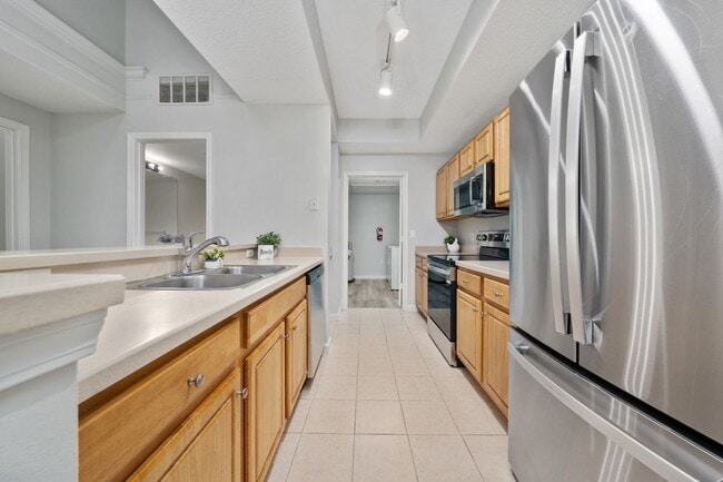 Building Photo - Lifestyle in Villanova at Hunter's Creek- ...