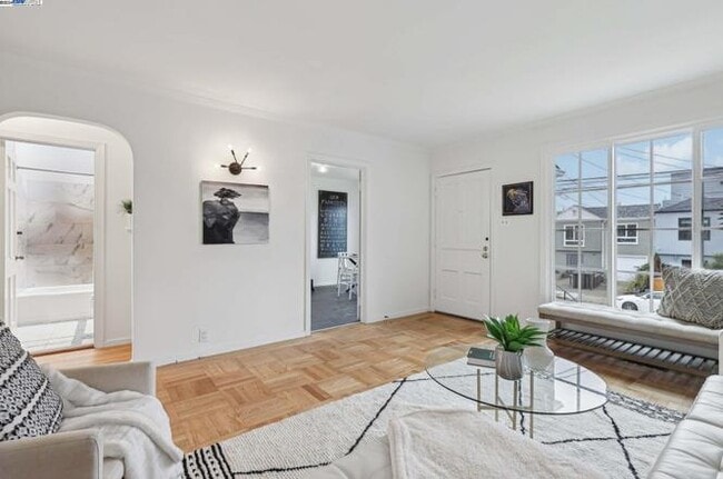 Building Photo - 1950 34th Ave