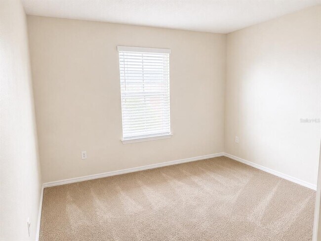 Building Photo - 2119 Lennox Dale Ln