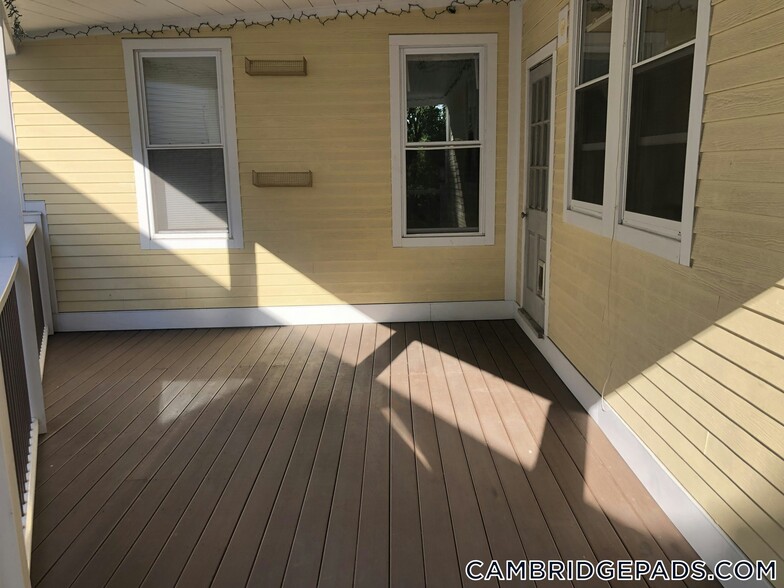 Building Photo - 56 Portsmouth St