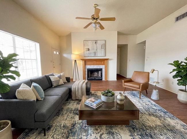 Building Photo - 3914 Oak Valley Dr