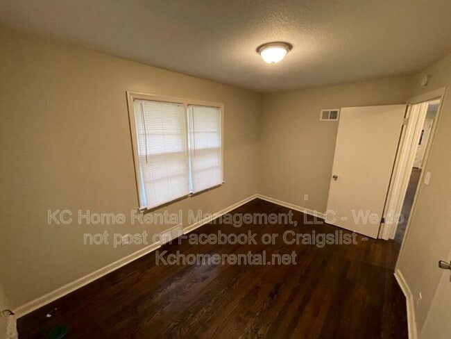 Building Photo - 5311 Reeds Rd