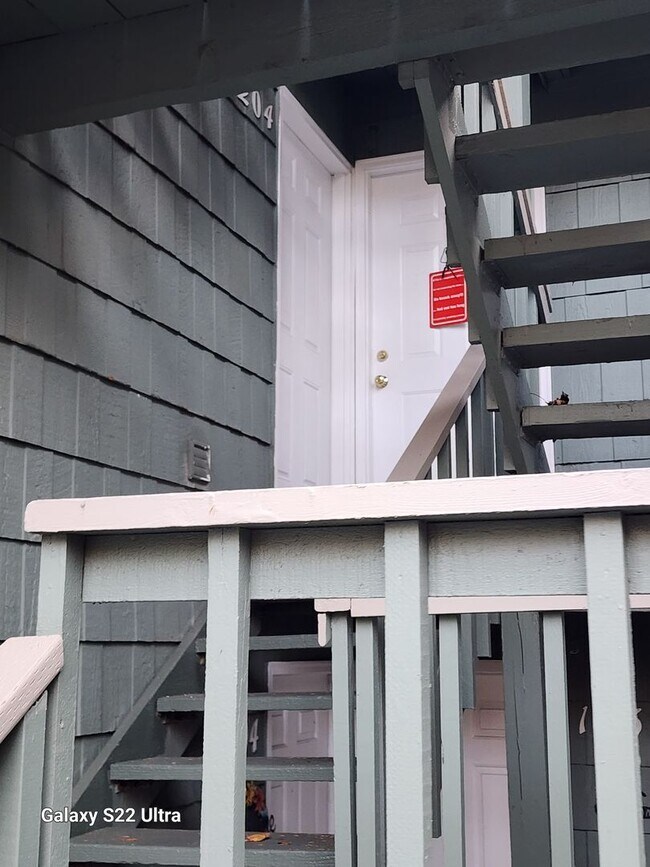 Building Photo - 3430 I St NE