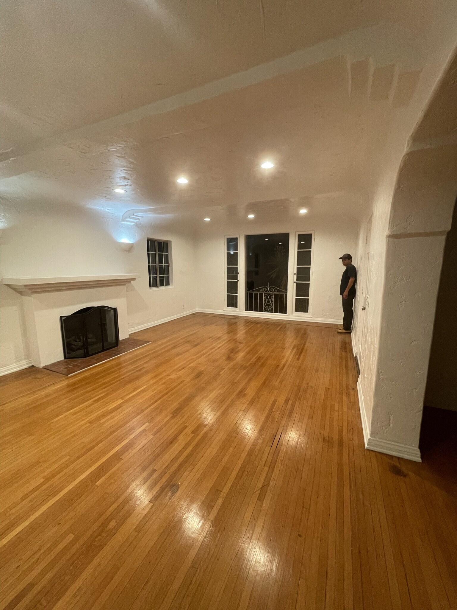 Building Photo - 1416 Ellsmere Ave