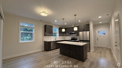 Building Photo - Luxury Meets Nature for this 3 BD | 2.5 BA...
