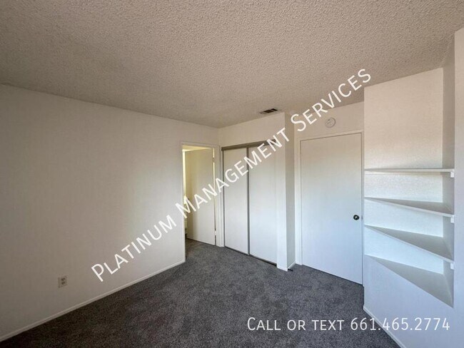 Building Photo - 3063 W Ave J4