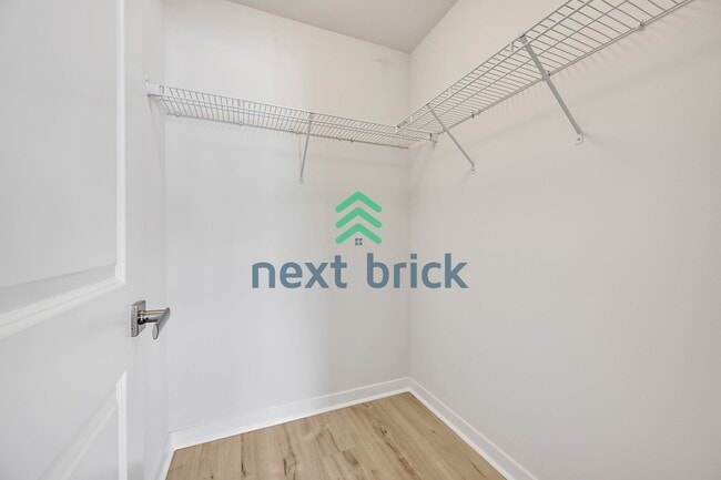 Building Photo - 3 Bed and 3 Bath Single Family Home is Available for Rent!