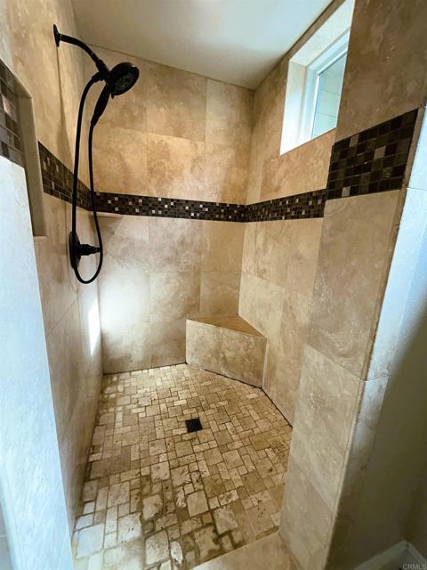 Building Photo - 2400 Kauana Loa Dr