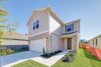 Building Photo - 9307 Central Pl