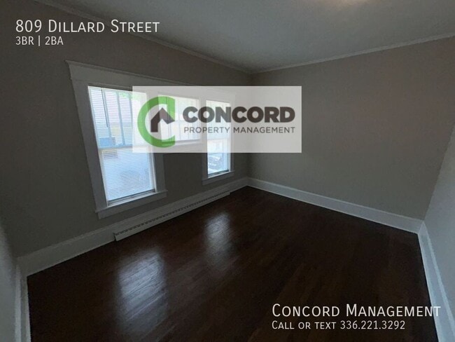 Building Photo - 809 Dillard St