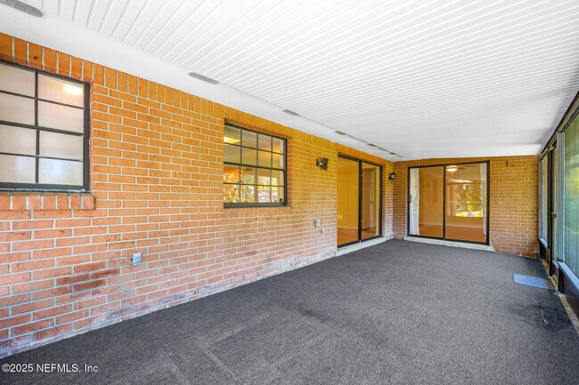 Building Photo - 97 Granada Ct