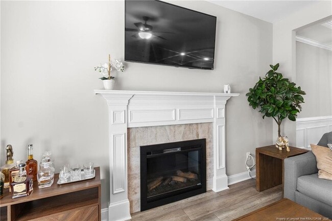 Building Photo - 101 E 6th Ave