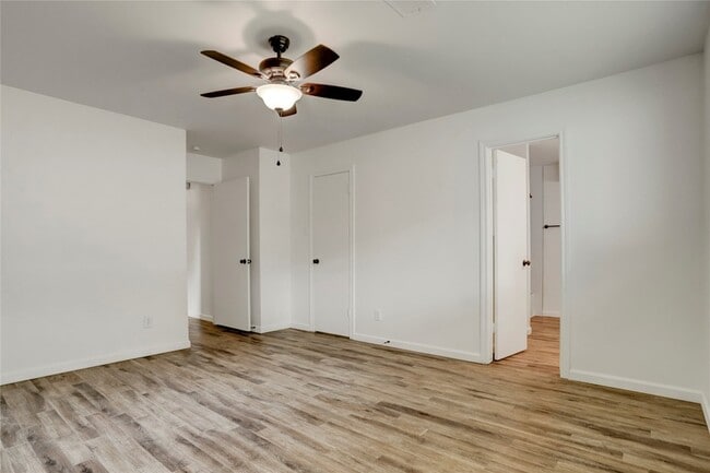 Building Photo - 14035 Myrtlea Dr