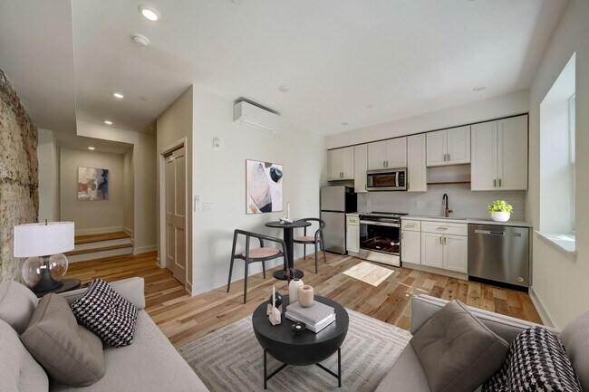 Building Photo - 620 S 8th St