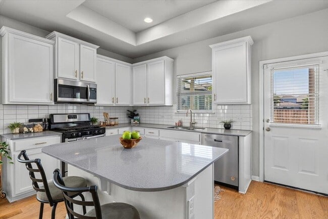 Building Photo - 9603 Tanager Way