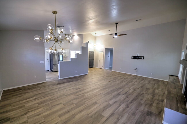Building Photo - Smart East Side 3 Bedroom Home with EV cha...