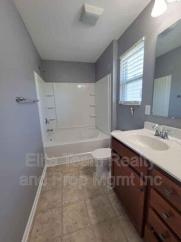 Building Photo - 1349 Haestad Ct